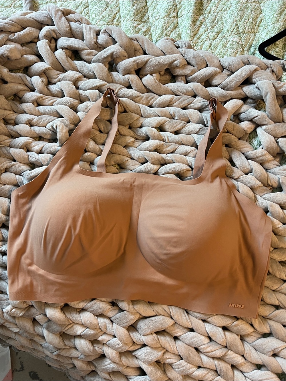 Skims square neck wireless bra
